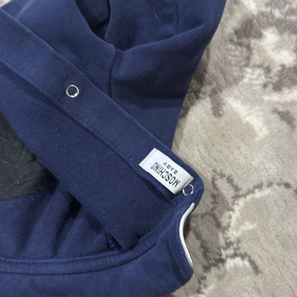 😍Moschino onesie bundle😍 - Picture 3 of 4